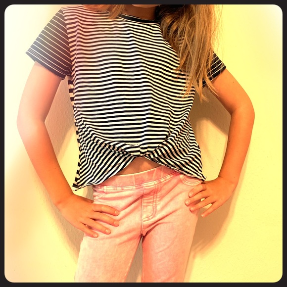 Navy & white striped short-sleeve shirt - Picture 1 of 6